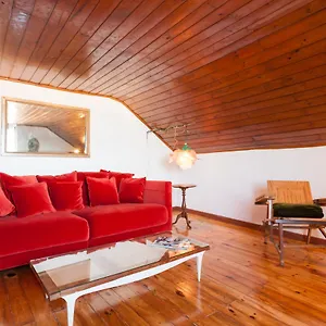 bairrus-lisbon-apartments-alfama-iii-rua-norberto-de-arajo.hotels-lisbon-portugal.com/